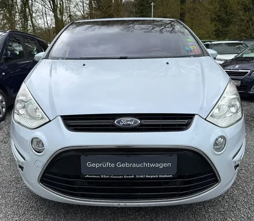 Używany Ford S-MAX Titanium X 140 KM (102 kW) 2013 Biały Minivan