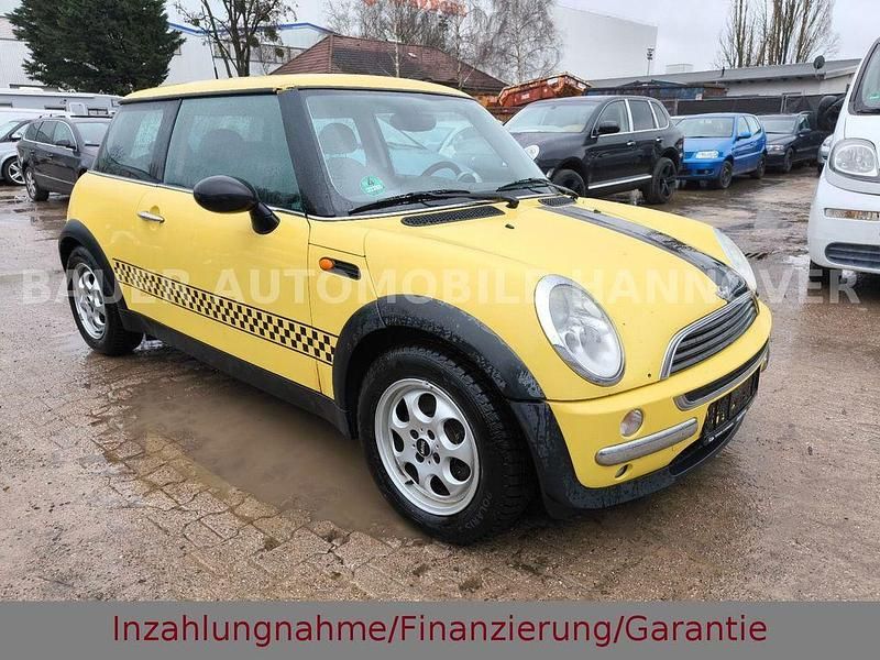 Second-hand Mini ONE 90 CP (66 kW) 2002 Galben Hatchback