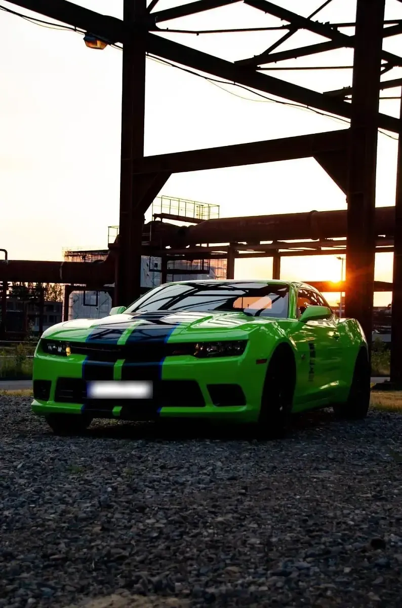 Gebraucht Chevrolet Camaro SS 426 PS (313 kW) 2013 Grün Coupé