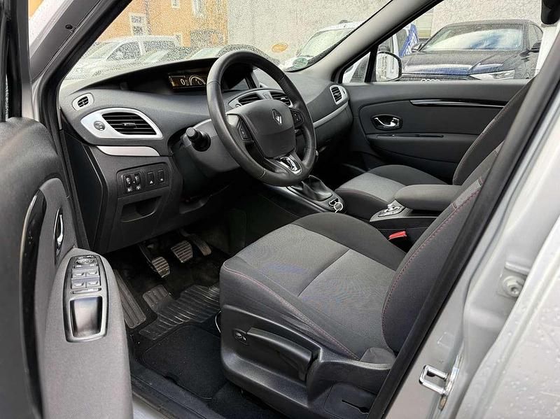 Gebraucht Renault Scénic III Initiale Paris 116 PS (85 kW) 2014 Platingrau Van / Kleinbus