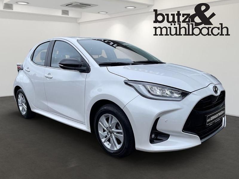 Gebraucht Mazda 2 Comfort 116 PS (85 kW) 2022 Northern white pearl Kleinwagen