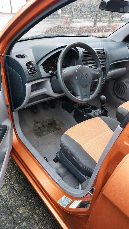 Gebraucht Kia Picanto 65 PS (47 kW) 2007 Orange Kleinwagen