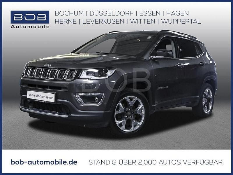 Granite crystal (met (schwarz) Gebraucht 2020 Jeep Compass Limited SUV | 16.980 € (Fairer Preis) - Bild 1/3