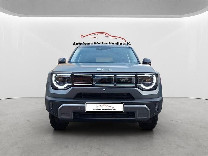 Nouvelle Baic BJ30 280 ch (205 kW) 2025 Gris SUV