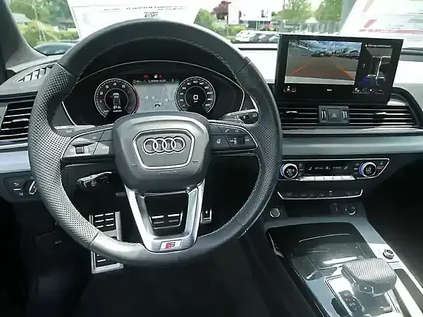 Second-hand Audi Q5 Ambiente 204 CP (150 kW) 2025 Gri SUV
