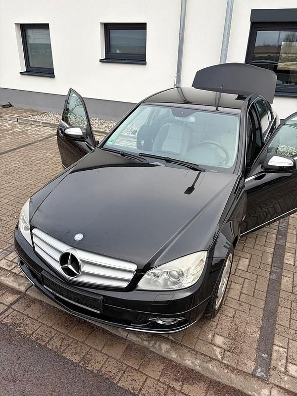 Gebraucht Mercedes C180 156 PS (114 kW) 2007 Schwarz Limousine
