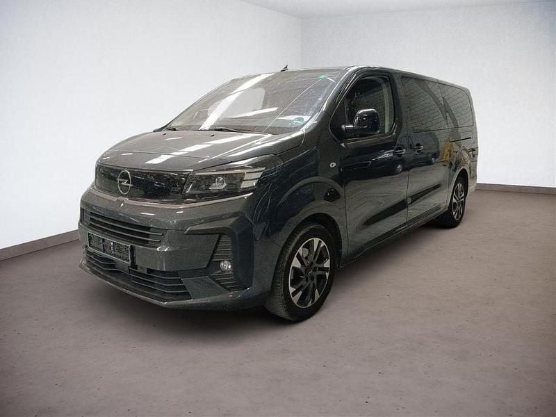 Grau Gebraucht 2024 Opel Zafira Life Van | 32.960 € - Bild 1/4