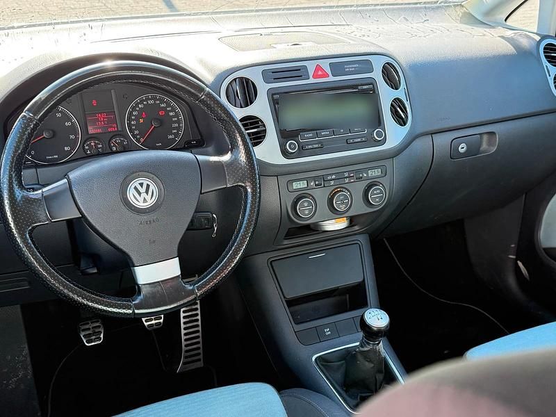 Gebraucht VW Golf VI 101 PS (74 kW) 2009 Schwarz Kleinwagen
