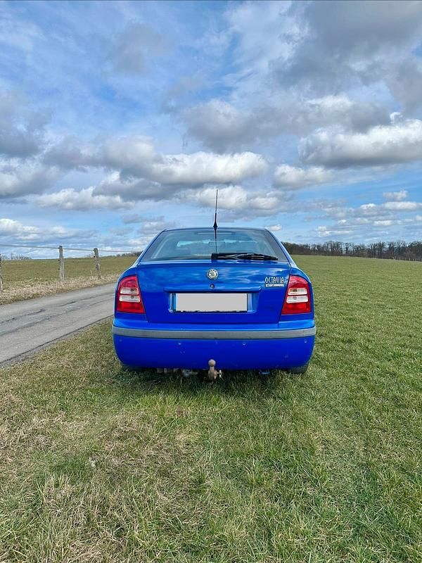 Gebraucht Skoda Octavia 150 PS (110 kW) 2001 Blau Limousine