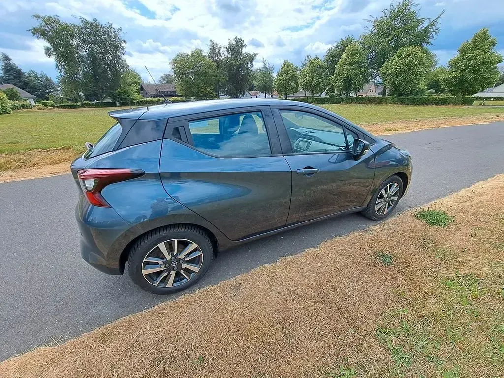 Gebraucht Nissan Micra Acenta 71 PS (52 kW) 2018 Grau Kleinwagen