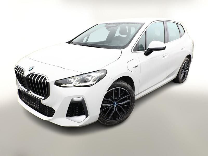 Alpinweiss Gebraucht 2022 BMW 225 Active Tourer M Sport Van / Kleinbus | 30.056 € (Fairer Preis) - Bild 1/4