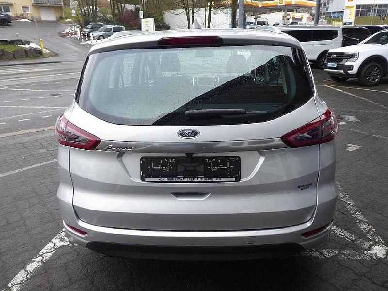Gebraucht Ford S-MAX Titanium 150 PS (110 kW) 2022 Silber Van / Kleinbus