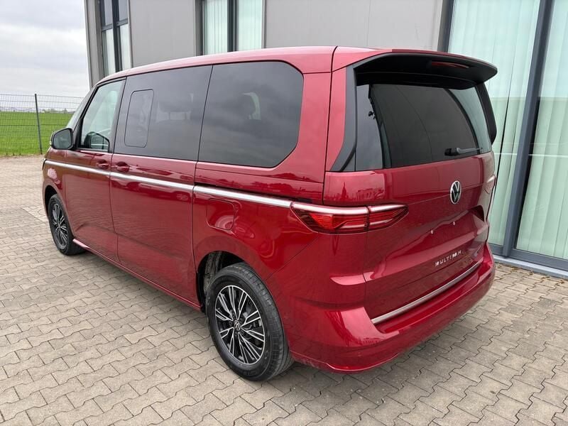 Używany VW T7 150 KM (110 kW) 2024 Van