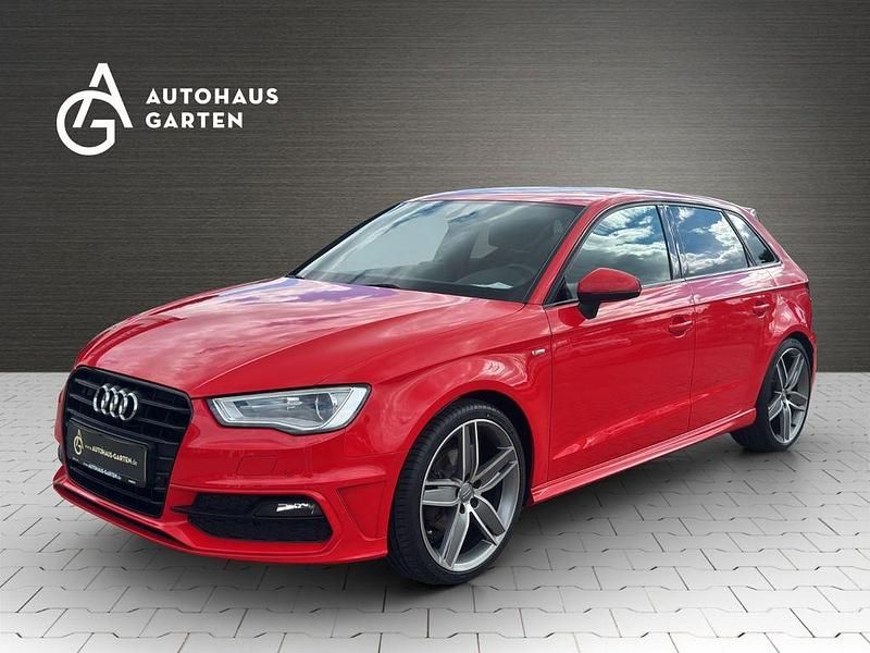Rot Gebraucht 2016 Audi A3 Sportback S-Line Kleinwagen | 13.950 € (Fairer Preis) - Bild 1/4