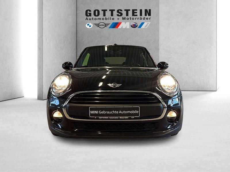 Second-hand Mini One Cabriolet 102 CP (75 kW) 2017 Negru Cabrio