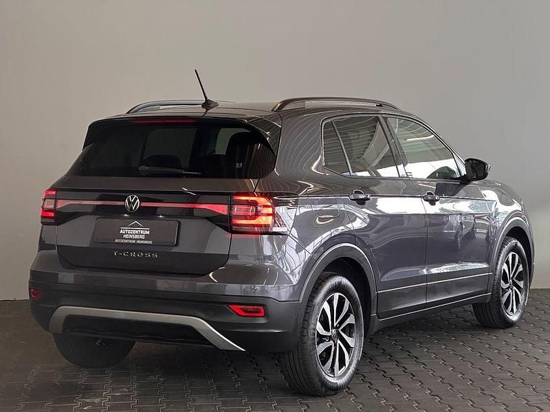Gebraucht VW T-Cross Active 95 PS (69 kW) 2021 Grau SUV