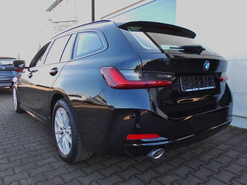 Gebraucht BMW 318 150 PS (110 kW) 2022 Schwarz Kombi