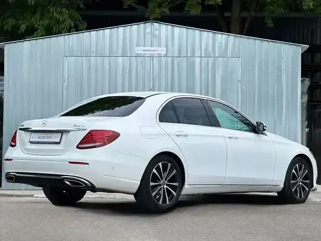 Gebraucht Mercedes E200 184 PS (135 kW) 2018 Weiß Limousine