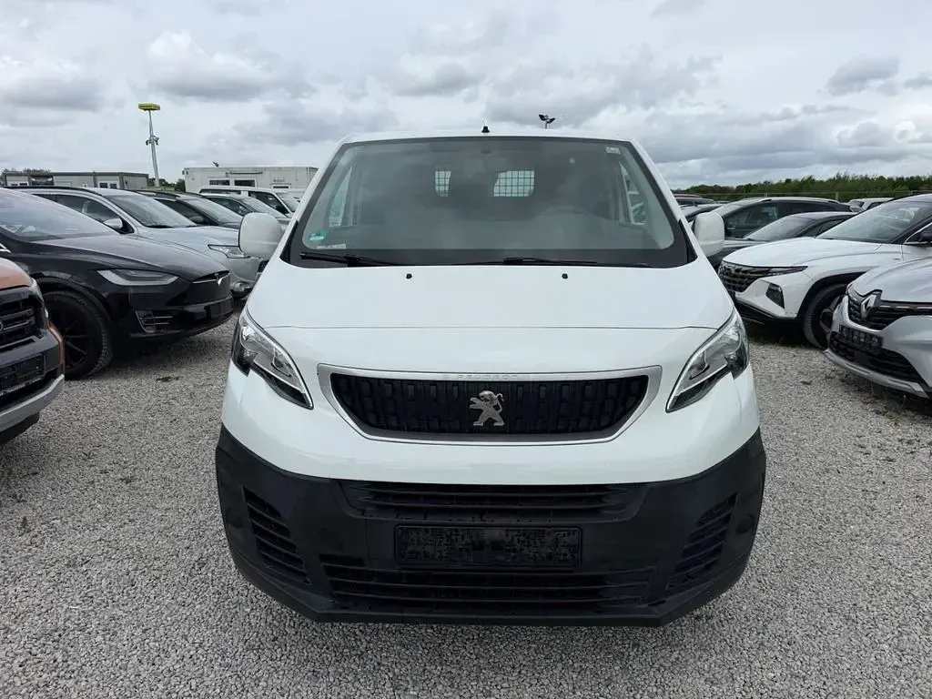 Gebraucht Peugeot Expert 122 PS (89 kW) 2016 Weiß Van