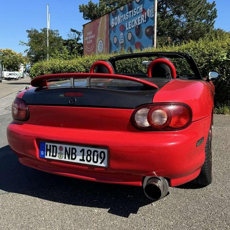 Usata Mazda MX5 131 CV (96 kW) 2004 Rosso Cabrio