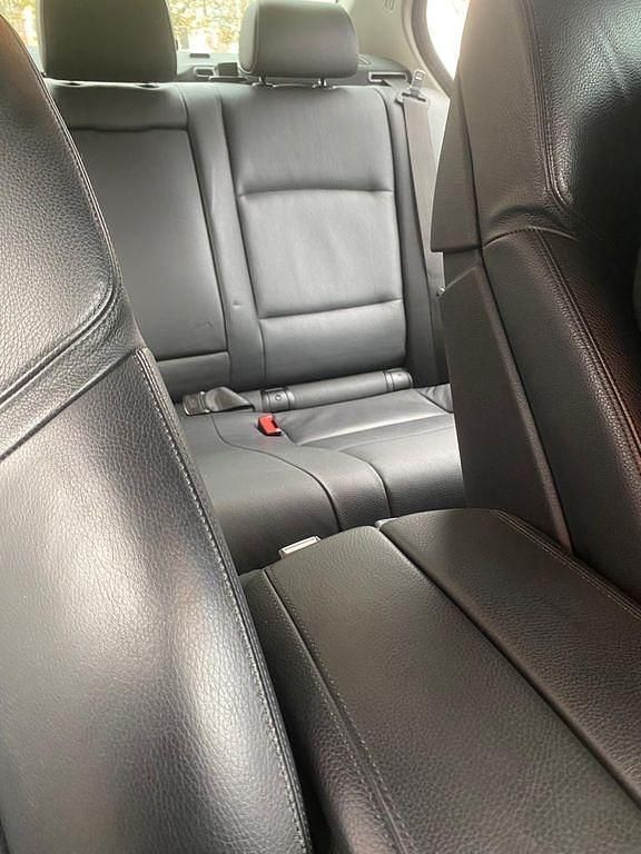 Gebraucht BMW 528 258 PS (189 kW) 2010 Silber Limousine