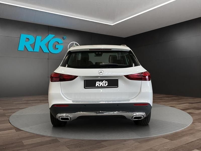 Gebraucht Mercedes GLA220 Progressive 190 PS (139 kW) 2024 Weiß SUV