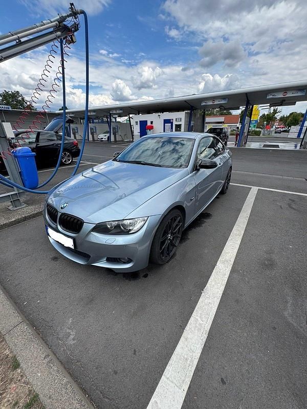 Blau Gebraucht 2009 BMW 335 Performance Coupé | 10.000 € (Superpreis) - Bild 1/4