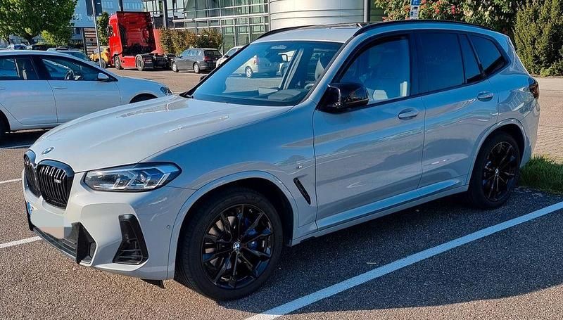 Grau Gebraucht 2022 BMW X3 M Sport SUV | 56.000 € (Fairer Preis) - Bild 1/4