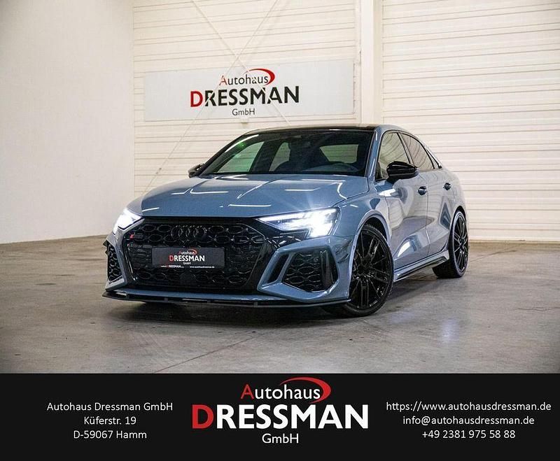 Kemoragrau metallic Gebraucht 2021 Audi RS3 Sport Limousine | 50.330 € (Fairer Preis) - Bild 1/4
