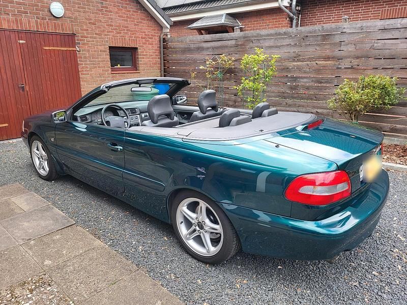 Gebraucht Volvo C70 163 PS (119 kW) 2001 Grün Cabrio