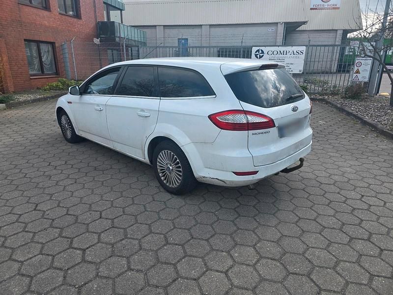 Gebraucht Ford Mondeo 140 PS (102 kW) 2008 Weiß Kombi