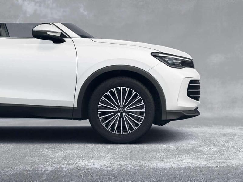 Gebraucht VW Tiguan Elegance 150 PS (110 kW) 2025 Weiß SUV
