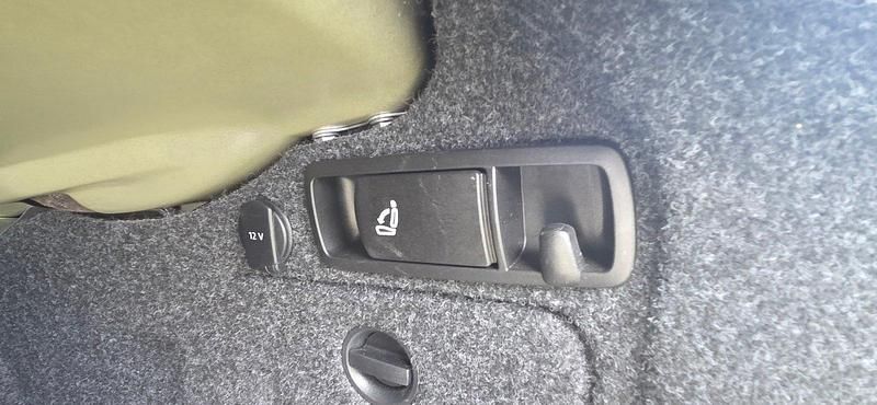 Gebraucht VW Golf 105 PS (77 kW) 2011 Schwarz Cabrio