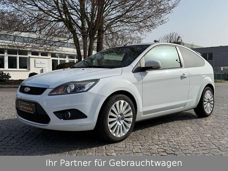 Gebraucht Ford Focus Sport 145 PS (106 kW) 2010 Weiß Coupé