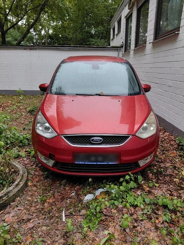 Rot Gebraucht 2007 Ford Galaxy Van / Kleinbus | 1.650 € (Superpreis) - Bild 1/4