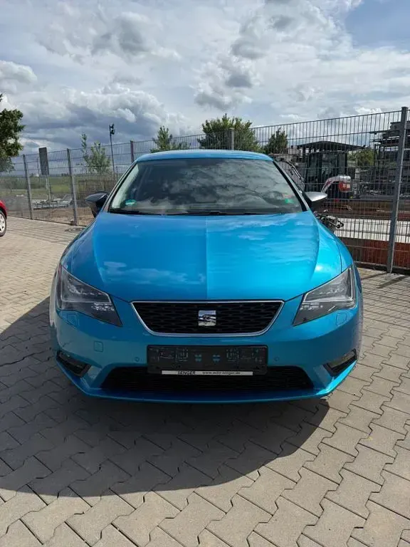 Gebraucht Seat Leon CONNECT 125 PS (91 kW) 2016 Blau Limousine
