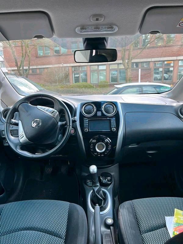 Gebraucht Nissan Note Acenta 98 PS (72 kW) 2015 Silber Kleinwagen