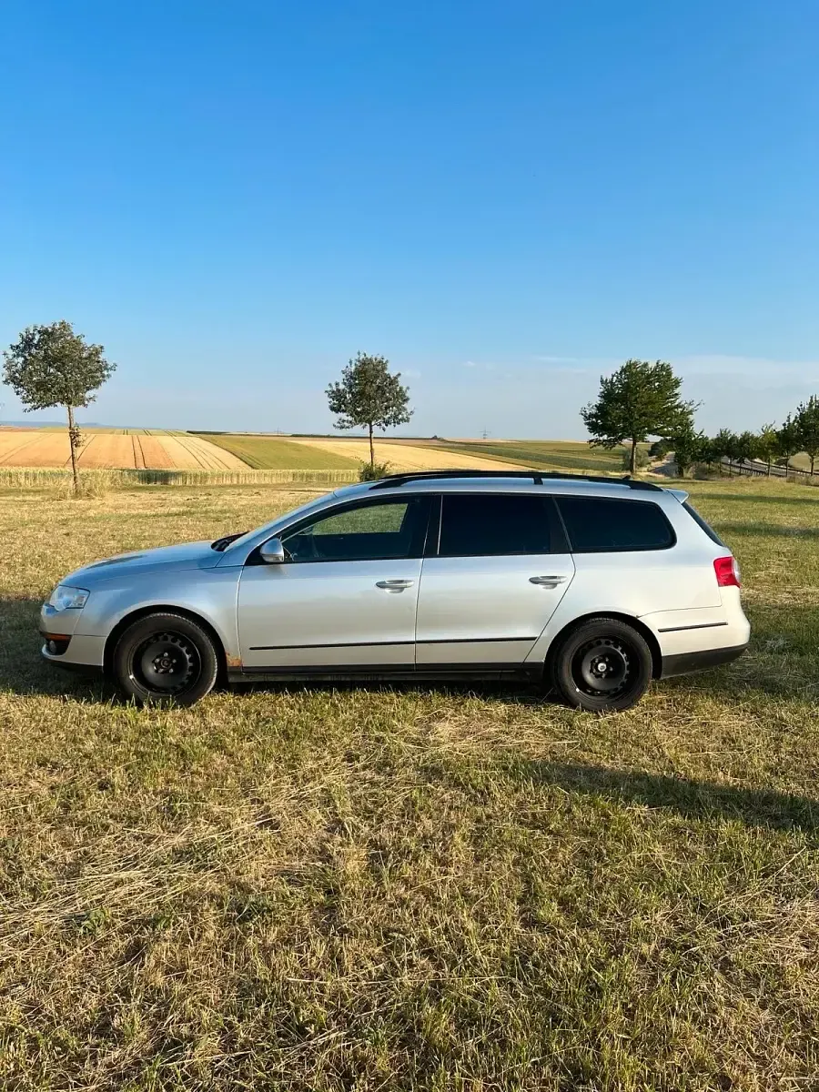 Gebraucht VW Passat 110 PS (80 kW) 2009 Silber Kombi