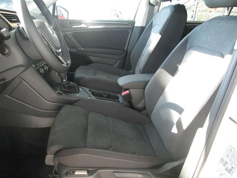 Gebraucht VW Tiguan Allspace Comfortline 150 PS (110 kW) 2019 Weiß SUV