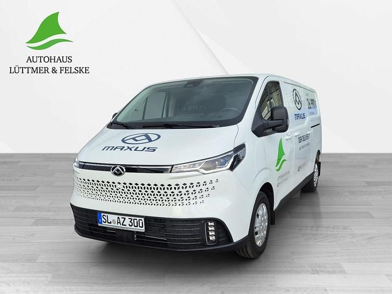 Second-hand Maxus V70 148 CP (108 kW) 2025 Alb Van