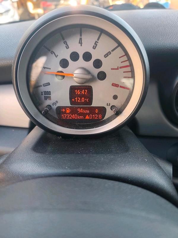 Gebraucht Mini ONE 75 PS (55 kW) 2009 Schwarz Kleinwagen