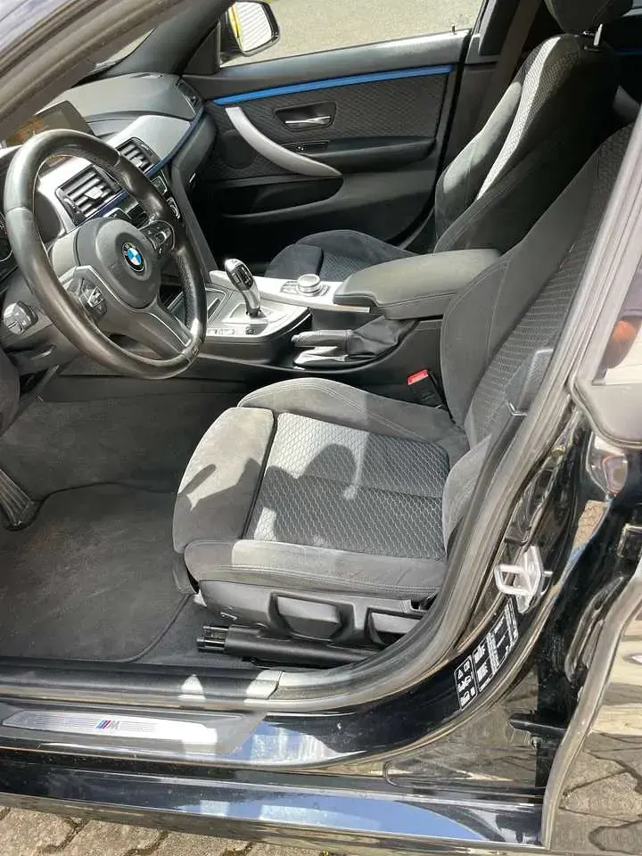 Gebraucht BMW 420 Coupé M Sport 184 PS (135 kW) 2020 Black sapphire metallic Coupé