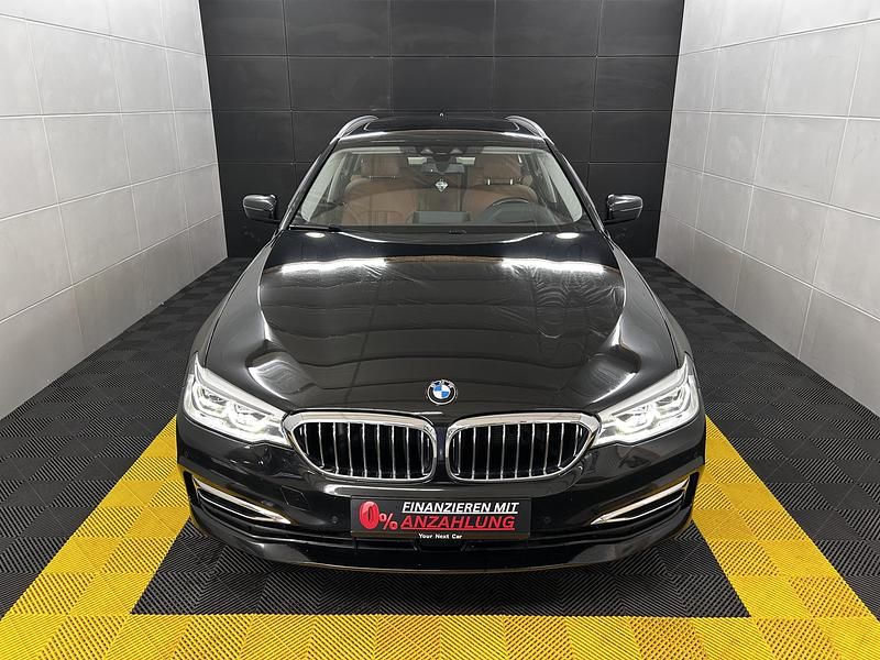 Gebraucht BMW 530 Luxury Line 266 PS (195 kW) 2019 Black sapphire metallic Kombi
