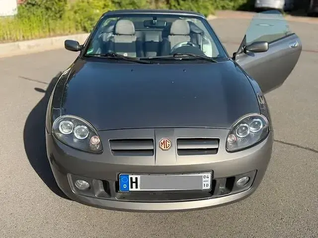 Gebraucht MG TF 136 PS (100 kW) 2005 Grau Cabrio