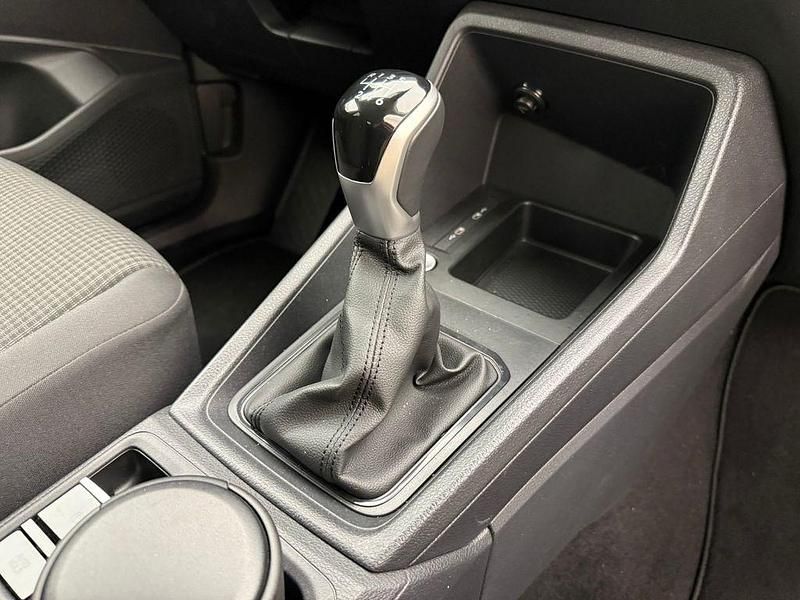 Gebraucht VW Caddy 102 PS (75 kW) 2024 Grau Van / Kleinbus