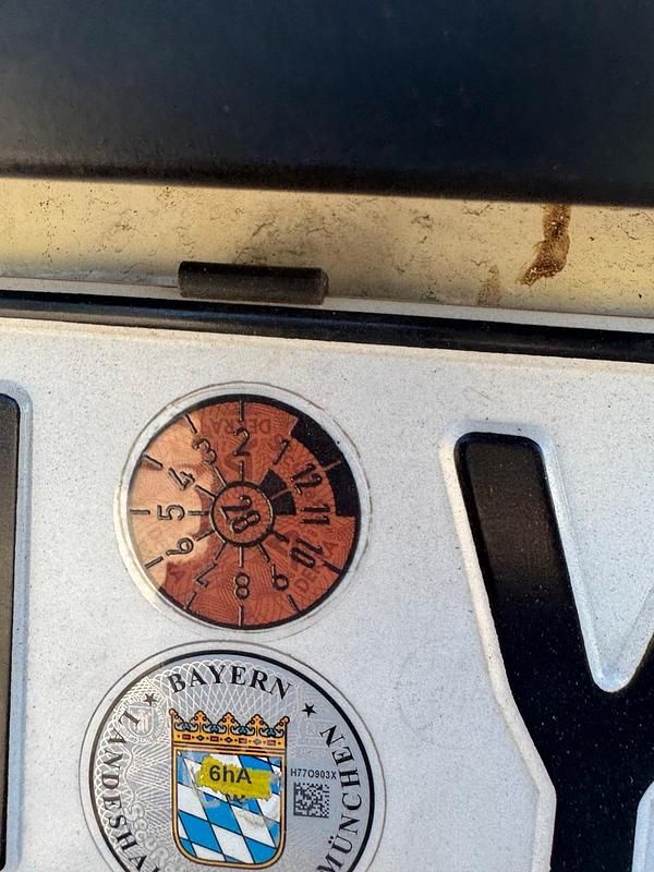 Gebraucht VW Golf 84 PS (61 kW) 1992 Weiß Van / Kleinbus