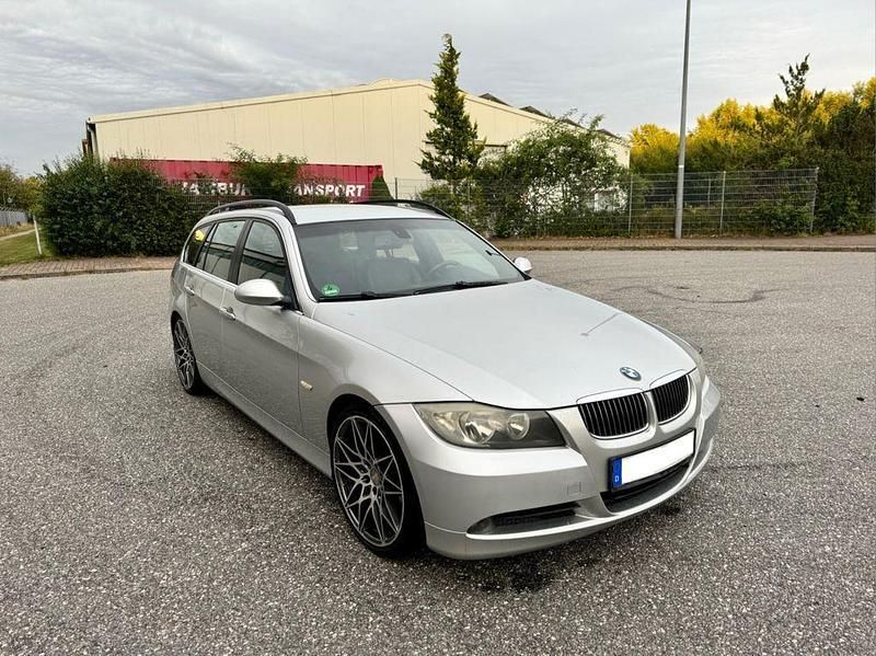 Silber Gebraucht 2006 BMW 325 Kombi | 3.200 € (Guter Preis) - Bild 1/4