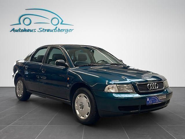Usata Audi A4 125 CV (91 kW) 1995 Verde Berlina