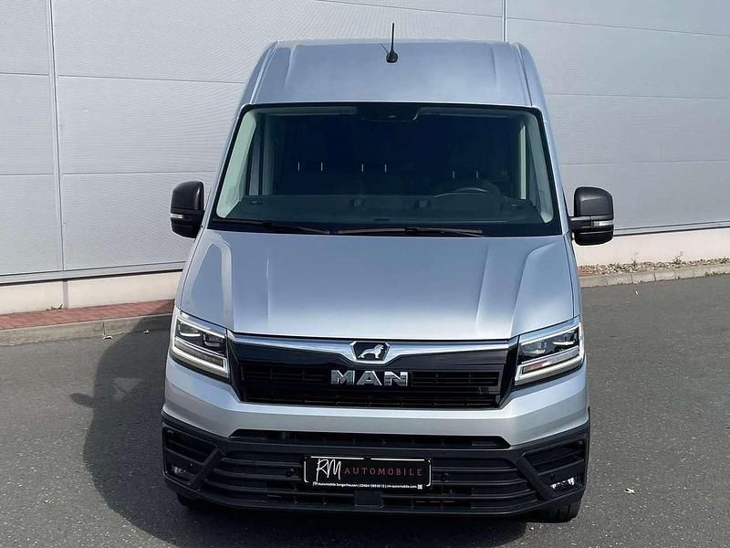 Gebraucht MAN TGE 163 PS (119 kW) 2024 Silber Van