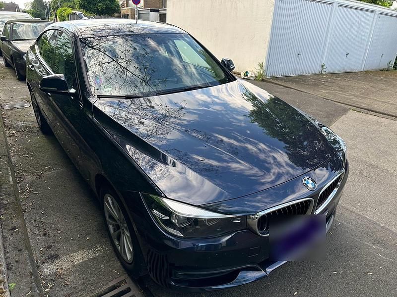 Gebraucht BMW 330 258 PS (189 kW) 2018 Blau Coupé